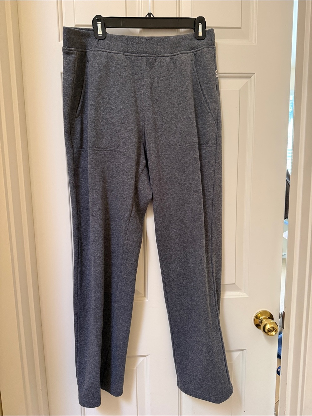 UGG Men's Heather Charcoal Sweatpant Joggers (missing drawstring) - Large